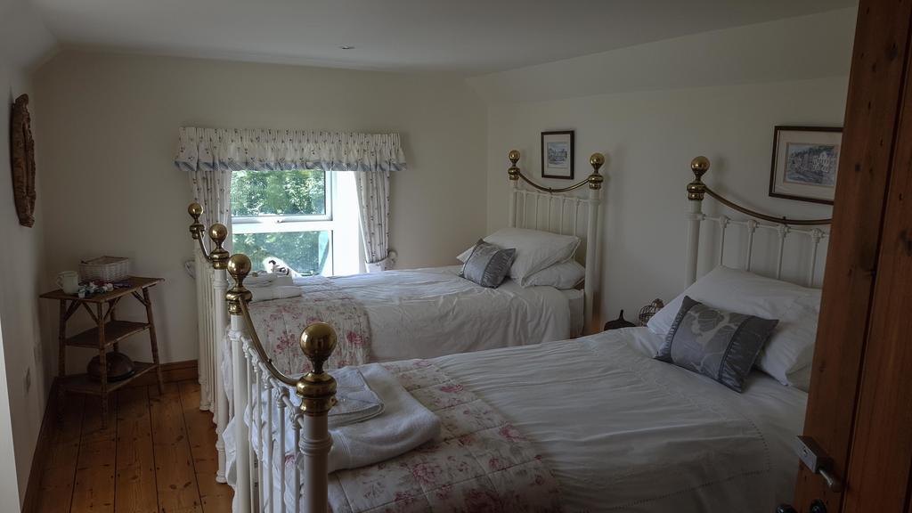 Bed and Breakfast Melorne Farm Camelford Habitación foto